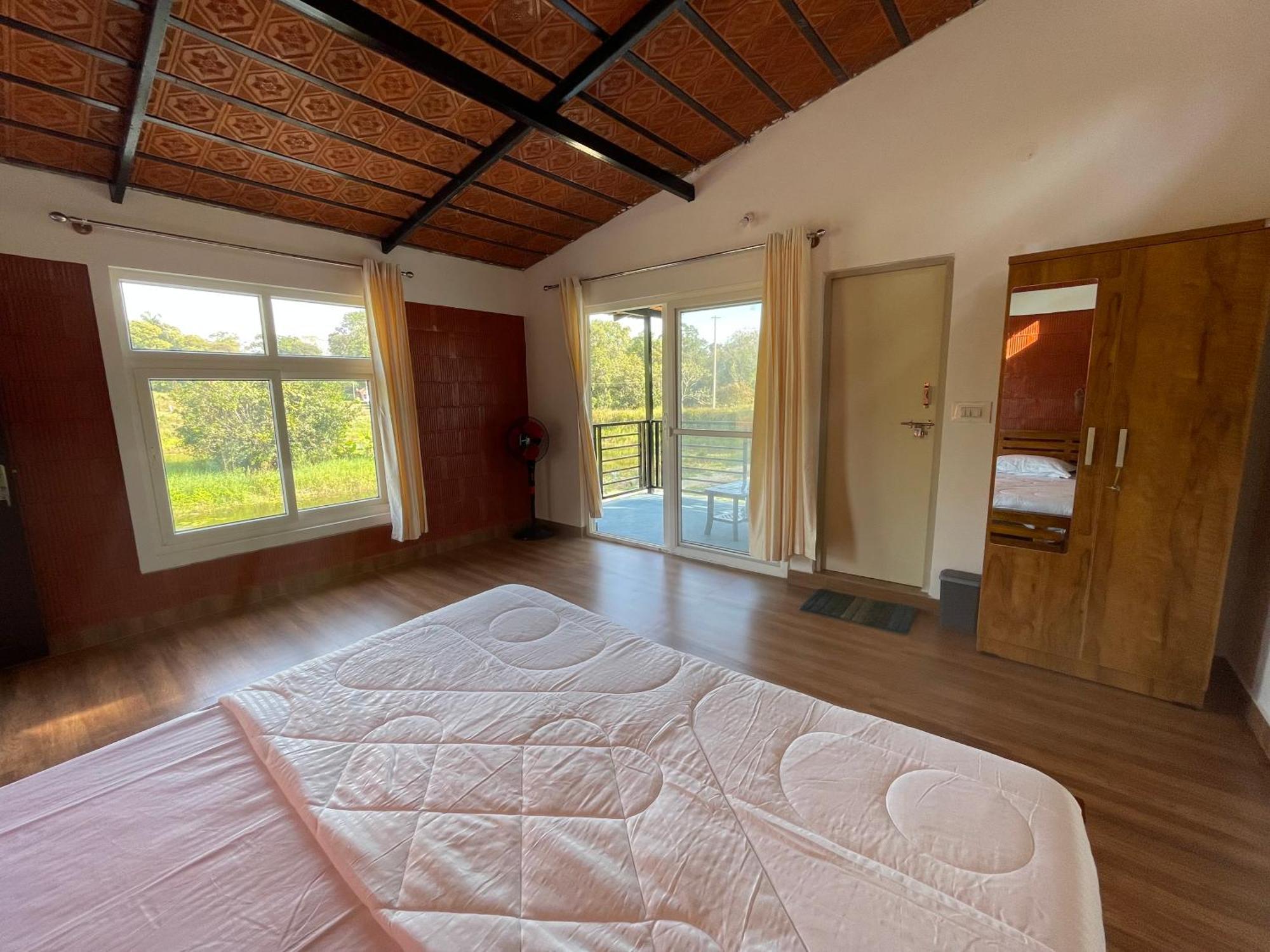 Lake Ripples - Farmstay & Camping Ponnampet Exteriér fotografie