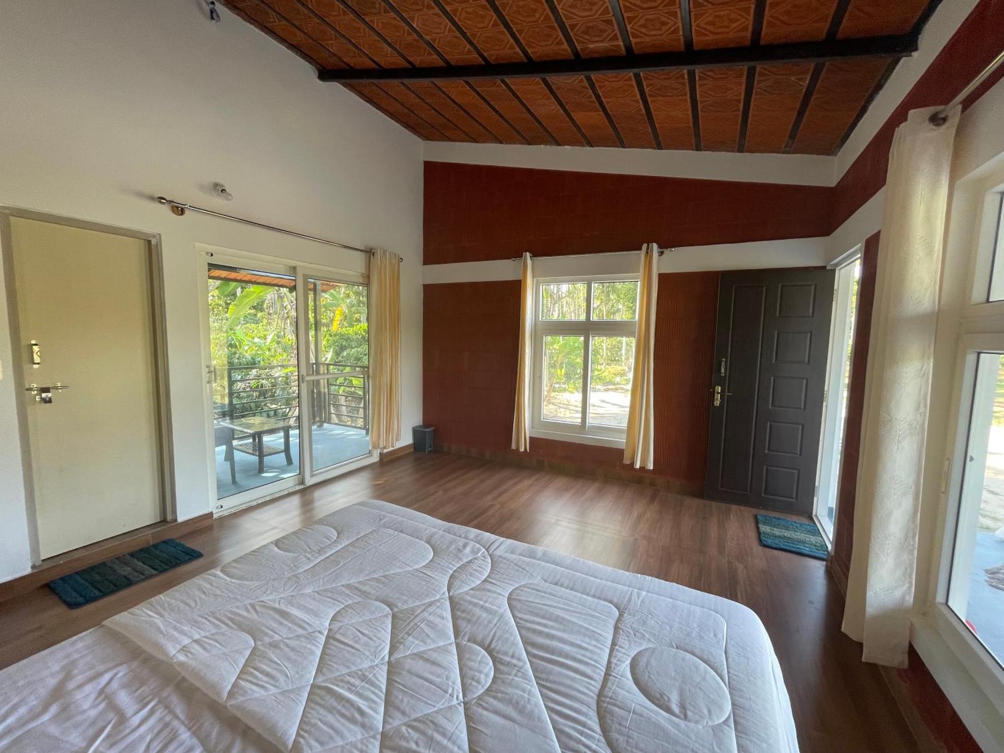 Lake Ripples - Farmstay & Camping Ponnampet Exteriér fotografie